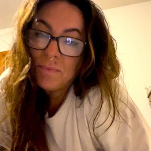 Meet your Posher, Yvette